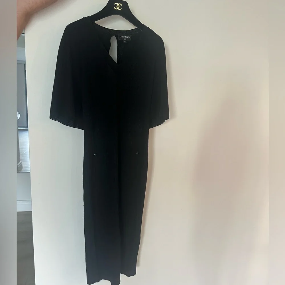 Chanel dress - Picture 2 of 7
